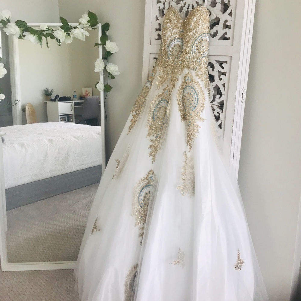 Camille LA VIE Prom Dress